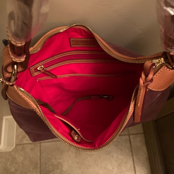 Dooney and Bourke Hobo bag - Picture 4 of 5